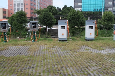 星懷天下 | 廣州白云國際汽車城迎來便捷快充樁，賦能新能源車主